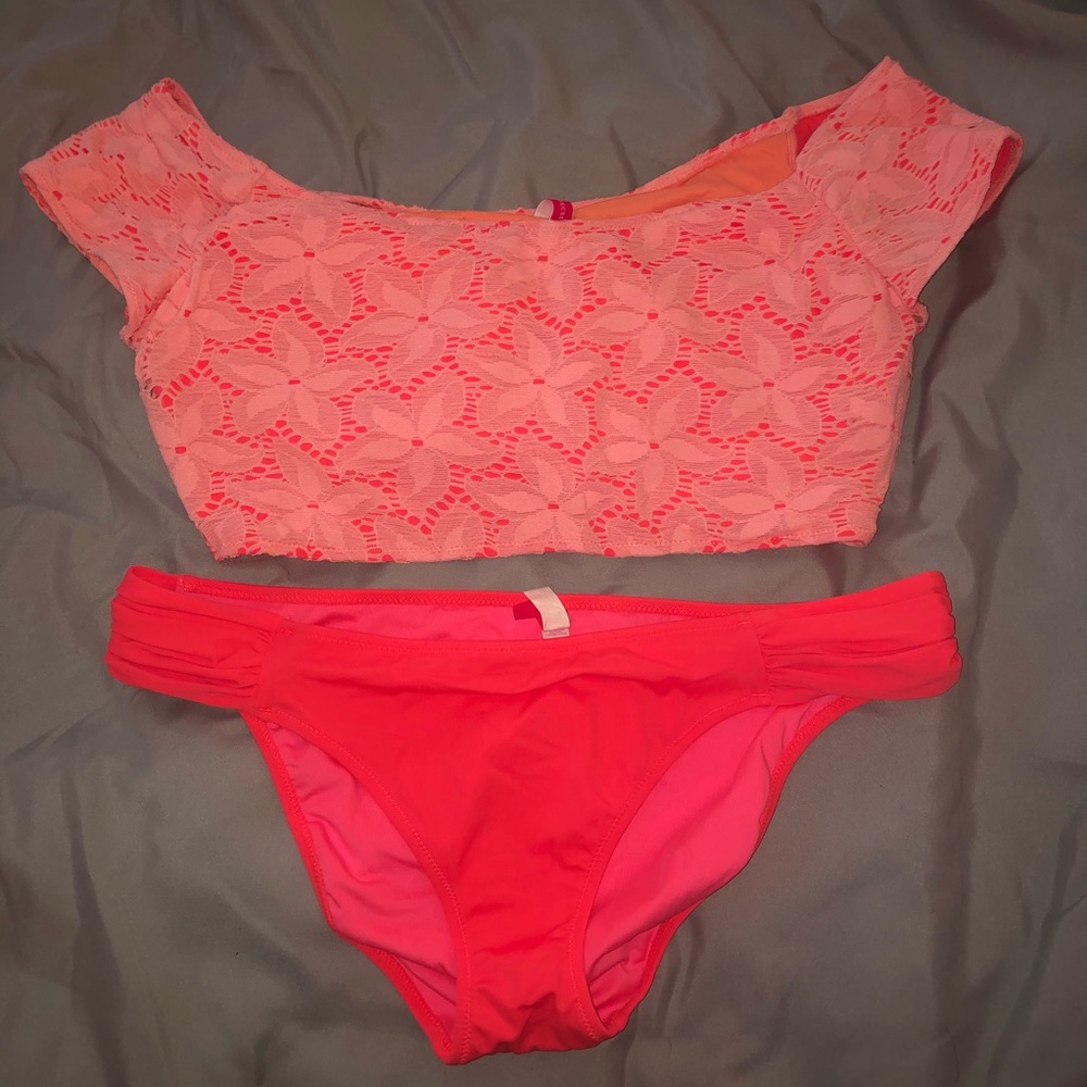 *Like New* Neon Coral Lace VS Bikini Set